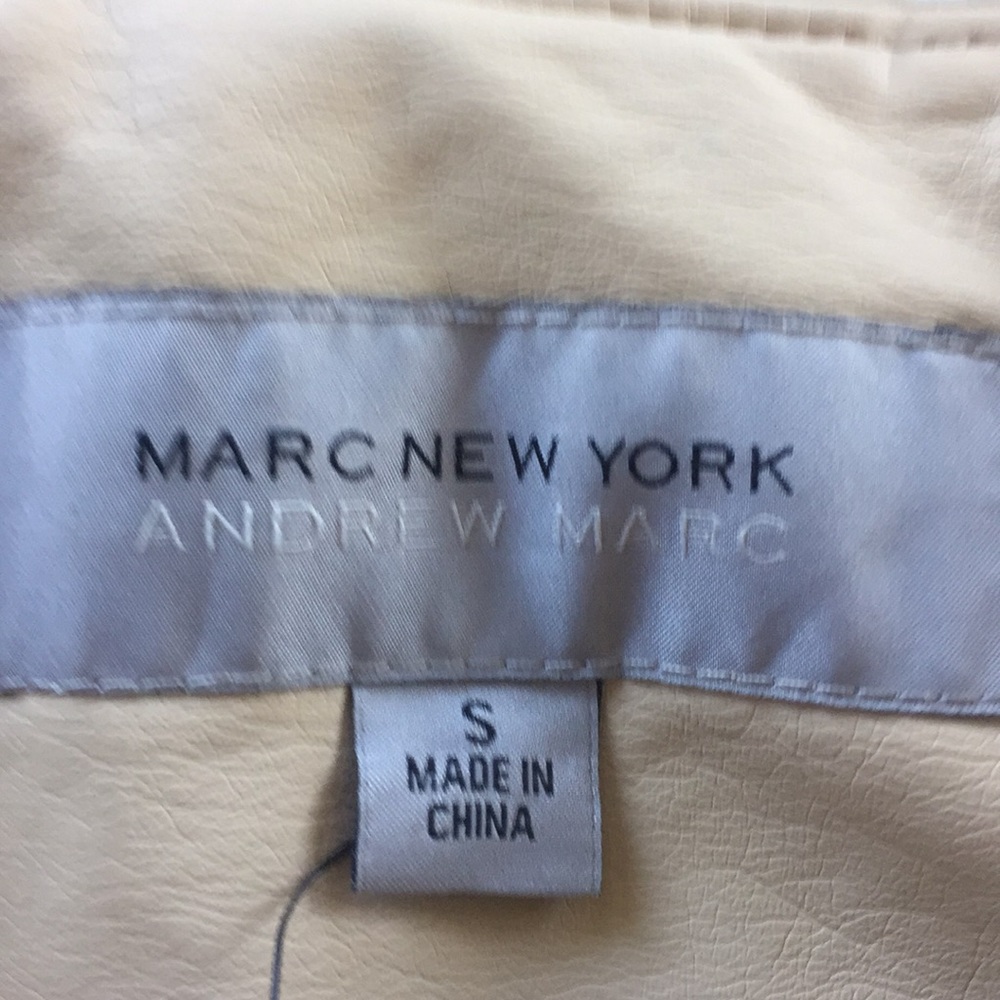 Jacket - Picture 4 of 6